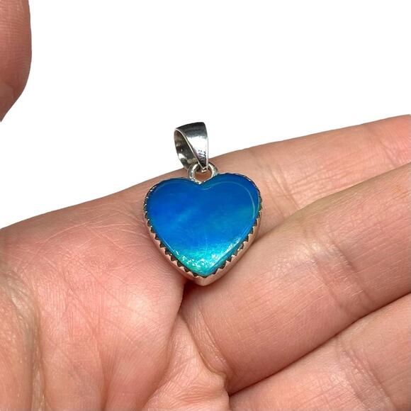 Aura Fire Opal Heart Necklace Pendant Solid 925 Sterling Silver Blue Green - Picture 3 of 6